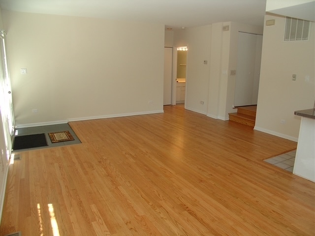1730 W Terra Cotta Pl in Chicago, IL - Building Photo - Building Photo