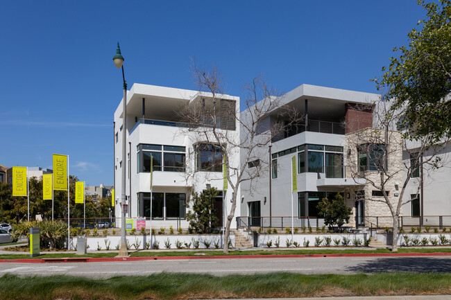 Encore in Los Angeles, CA - Foto de edificio - Building Photo