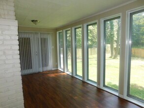 4523 Parkwood Rd in Memphis, TN - Building Photo - Building Photo