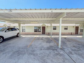 3517 S Arroyo Park Ln, Unit 2 in Harlingen, TX - Building Photo