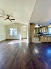 110 N Maple St in Sisters, OR - Building Photo - Building Photo