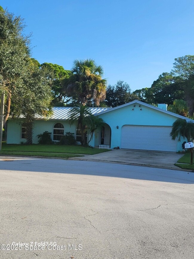 property at 8 Colonial Way