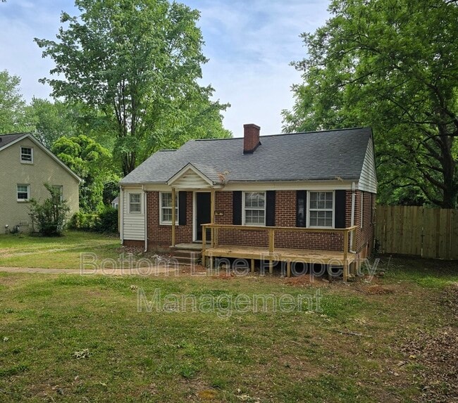 5008 Doris Ave in Charlotte, NC - Building Photo - Building Photo