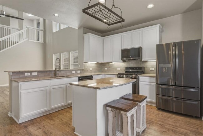 125 Exeter Cove in Kyle, TX - Building Photo - Building Photo