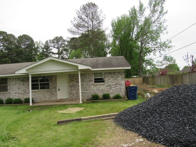 415 Waymack Dr in Cabot, AR - Building Photo - Building Photo