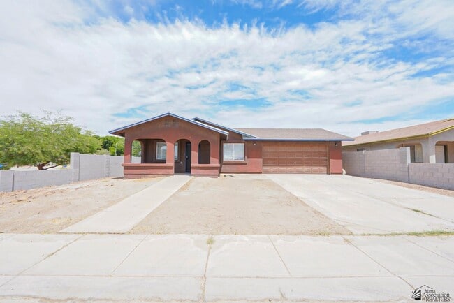 604 Yucca St in Somerton, AZ - Building Photo - Building Photo
