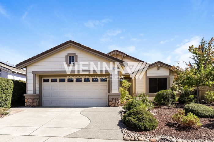 1871 Gingersnap Ln in Lincoln, CA - Building Photo