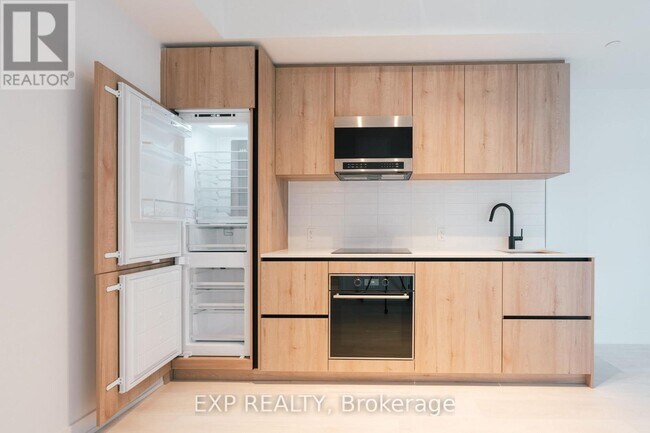 117 Broadway Ave in Toronto, ON - Building Photo - Building Photo