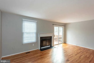 6396 Shaundale Dr in Springfield, VA - Building Photo - Building Photo