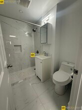 476 Commonwealth Ave, Unit 5 in Boston, MA - Foto de edificio - Building Photo