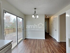 14301 Blue Grass Dr in Huntersville, NC - Building Photo - Building Photo