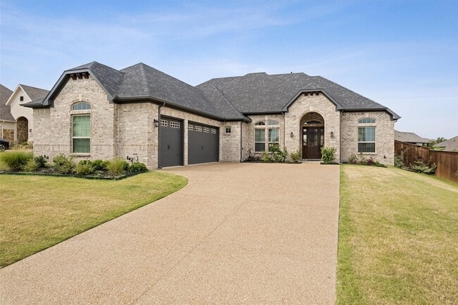 property at 1266 Huffines Blvd