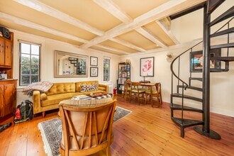 14 Nicholson Hill Rd in Marblehead, MA - Building Photo - Building Photo