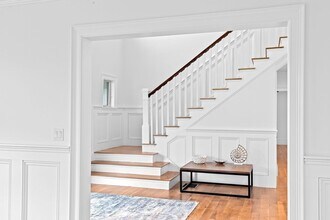 45 Ocean Ledge Dr in Cohasset, MA - Foto de edificio - Building Photo