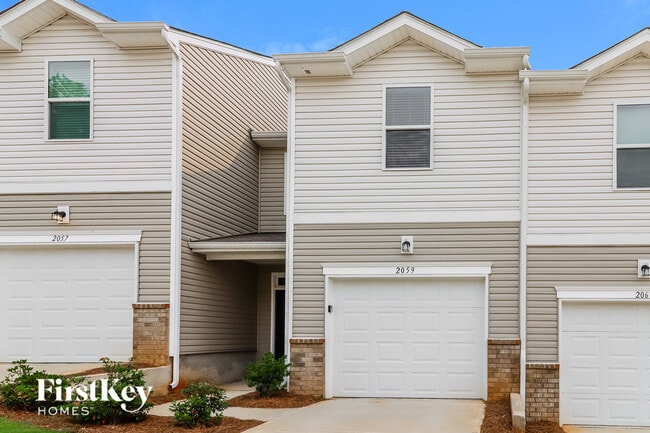 2059 Cypress Village Dr NW in Concord, NC - Foto de edificio - Building Photo