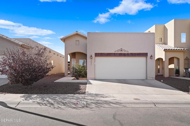 property at 3637 Grand Cayman Ln