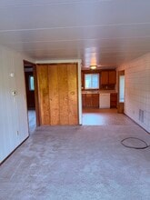 437 College Ave, Unit 3A in Greensburg, PA - Building Photo - Building Photo