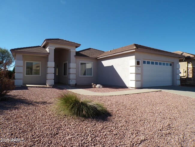 property at 4995 E Somerset Dr