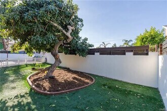 1984 Orange Ave in Costa Mesa, CA - Building Photo - Building Photo