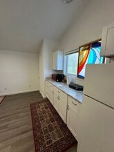 1435 Crestview Dr in Camano Island, WA - Building Photo - Building Photo