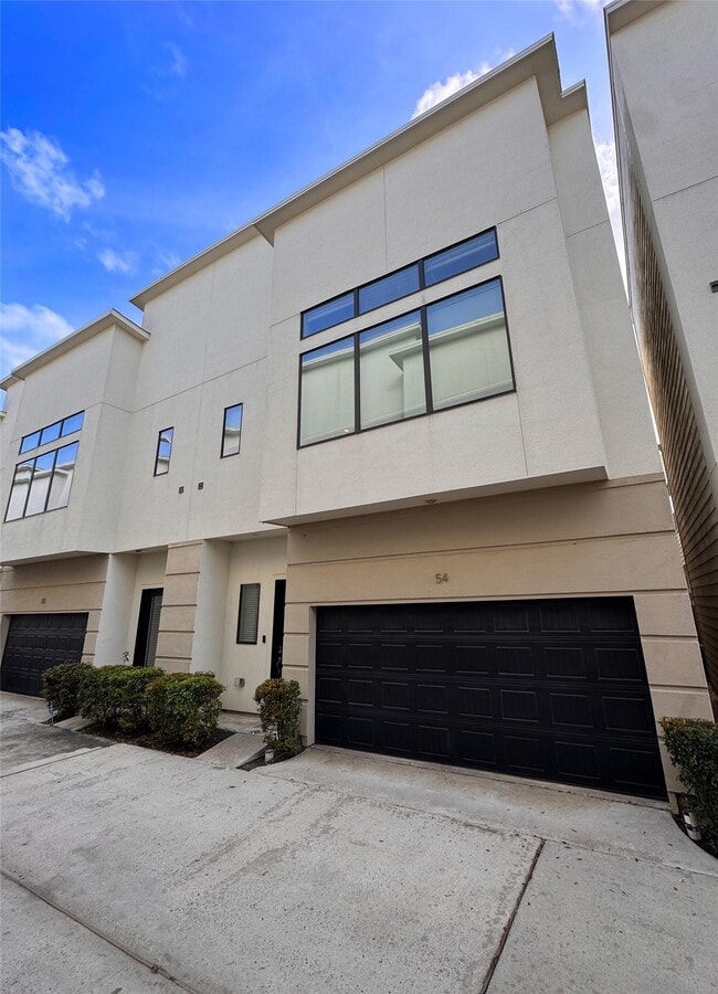 property at 54 N Hutcheson St