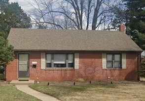 1158 Brightling Dr in Olivette, MO - Building Photo