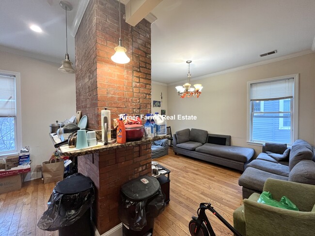 30 Circuit St, Unit 3 in Boston, MA - Building Photo - Building Photo