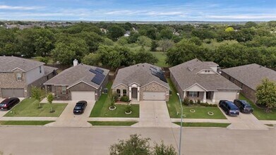 10601 Summer Pl Ln in Fort Worth, TX - Building Photo - Building Photo
