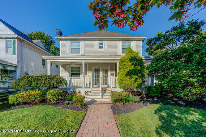 180-182 Hudson Ave in Red Bank, NJ - Building Photo