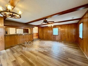 7839 Robinson St in Overland Park, KS - Building Photo - Building Photo