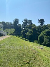 46 Spicewood Rd in Weaverville, NC - Foto de edificio - Building Photo