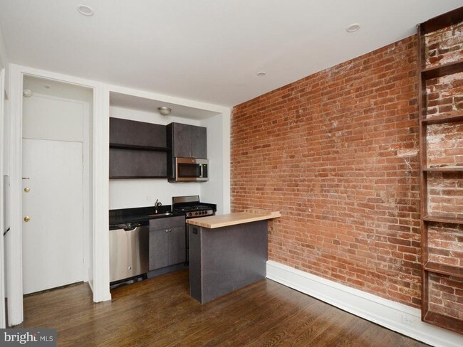 property at 1904 Spruce St