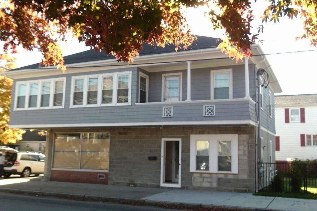 246 State St, Unit 1 in Bristol, RI - Building Photo