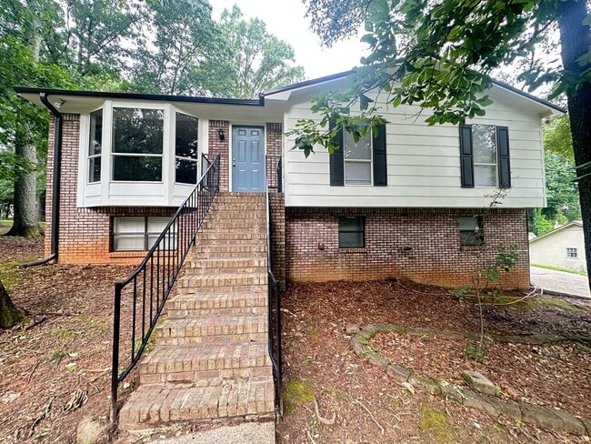 property at 2516 Vera Cruz Dr