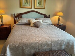 9601 Spanish Moss Way in Bonita Springs, FL - Building Photo - Building Photo