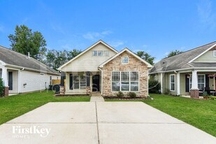 221 Creekstone Tr in Calera, AL - Building Photo