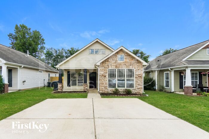 221 Creekstone Tr in Calera, AL - Building Photo