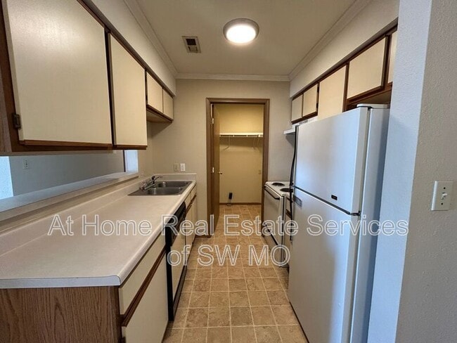 property at 710 E Bain St