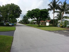 1568 NE 45th St, Unit C in Oakland Park, FL - Building Photo