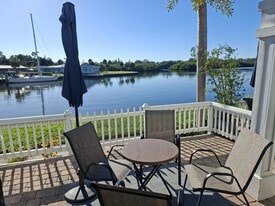 3837 Pompano Dr SE in St. Petersburg, FL - Building Photo