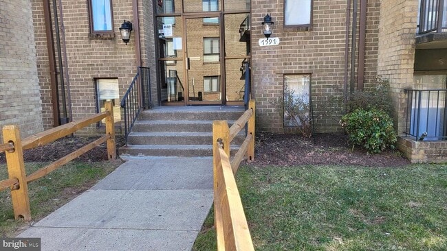 7597 Gales Ct in Manassas, VA - Building Photo - Building Photo
