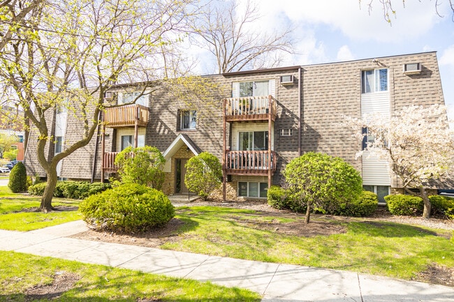 218 Madison St in Joliet, IL - Building Photo - Building Photo