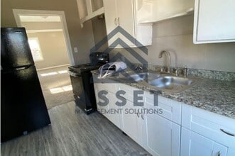 824 W 2nd St in Edmond, OK - Building Photo - Building Photo