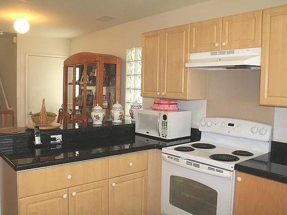 1513 Molehu Dr in Honolulu, HI - Building Photo - Building Photo