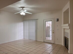 1401 Michael Way in Las Vegas, NV - Building Photo - Building Photo