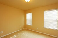 2206 Naomi St photo'