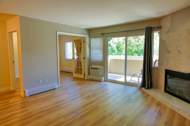 property at 3120 Corona Trl