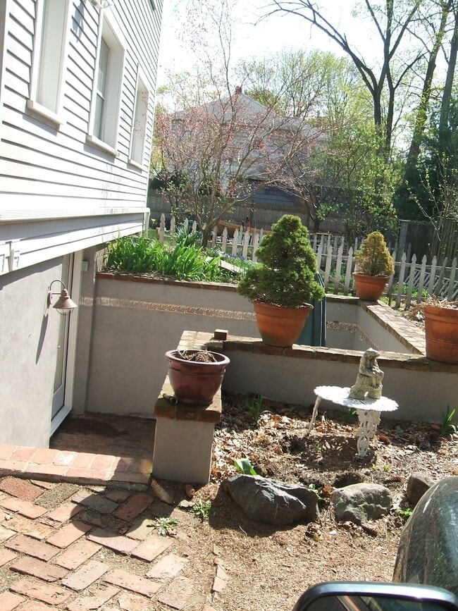 40 Sumner St, Unit 40 Sumner Street in Newton, MA - Building Photo - Building Photo