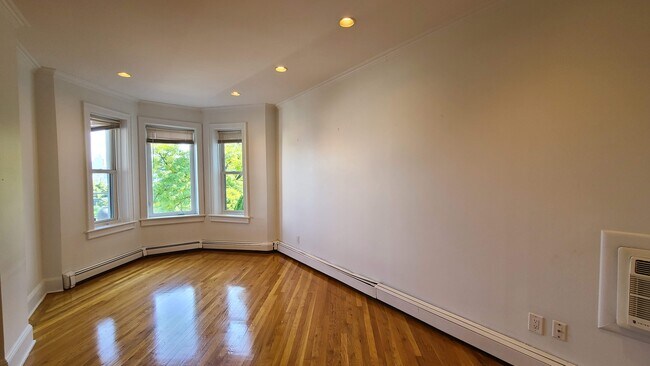 955 Boulevard E, Unit 2 in Weehawken, NJ - Building Photo - Building Photo