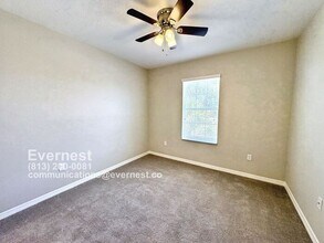 12929 Shady Fern Ln in Gibsonton, FL - Building Photo - Building Photo